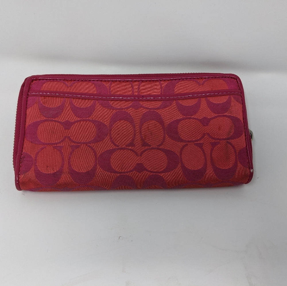 Coach Zip Wallet Pink - Picture 4 of 4